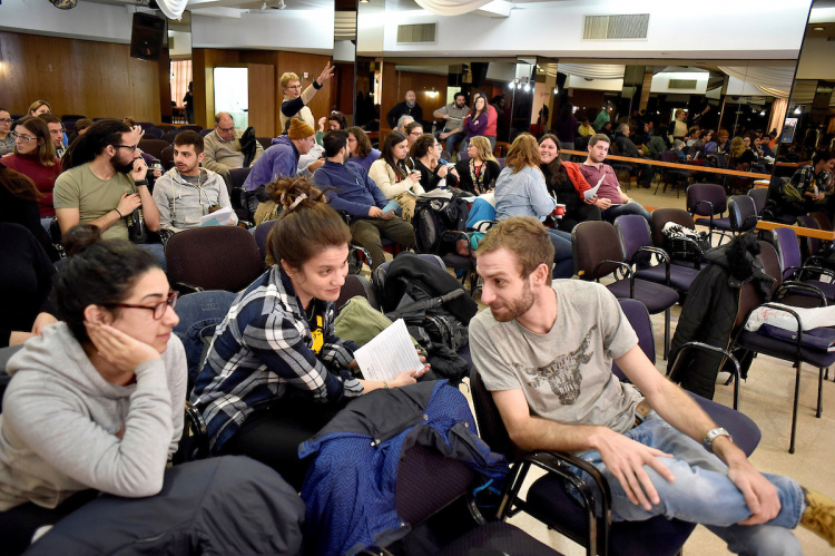 Participantes de la asamblea.