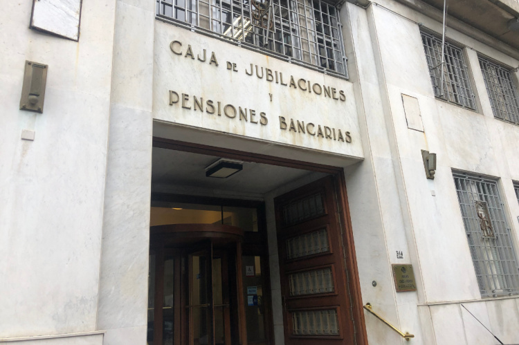 Sede de la Caja de Jubilaciones y Pensiones Bancarias | Foto: Javier Pérez Seveso
