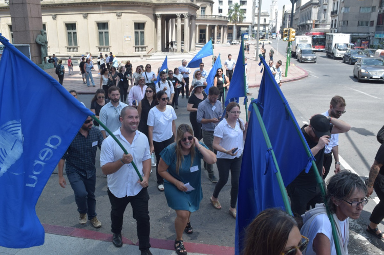 Movilización de la ANV frente a Torre Ejecutiva | Foto: Ignacio Álvarez Vigna
