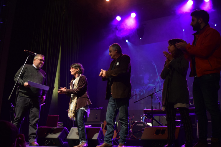 Representantes de AEBU