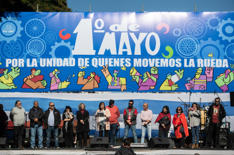 Acto por el Día Internacional de los Trabajadores | Foto: Santiago Mazzarovich / adhocFOTOS