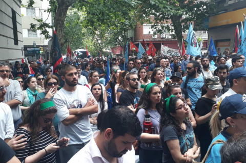 Trabajadores de la ANV en movilización, esta mañana, con la MSCE | Fotos: Martín Erniaga