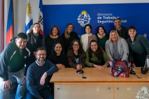 Delegación de AEBU en el taller | Foto: Ignacio Álvarez Vigna