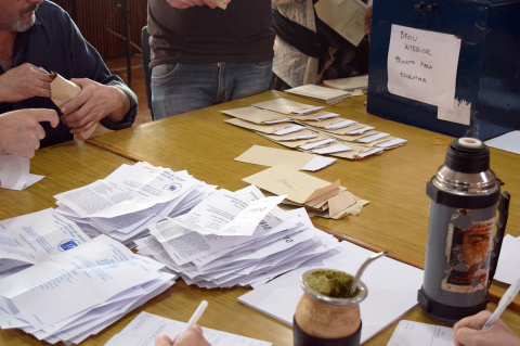 Escrutinio de elecciones de representativas y seccionales 2019 | Foto: Flavio Alza
