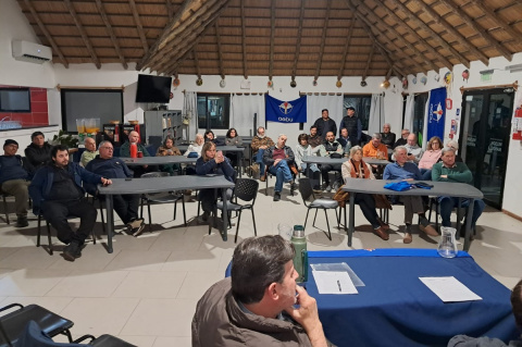 Firma del convenio entre AEBU y el CNPP | Foto: Gonzalo Pérez