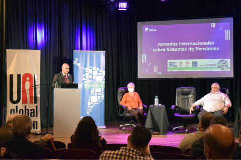 Jornadas internacionales sobre pensiones, en Sala Camacuá de AEBU | Foto: Santiago Gómez